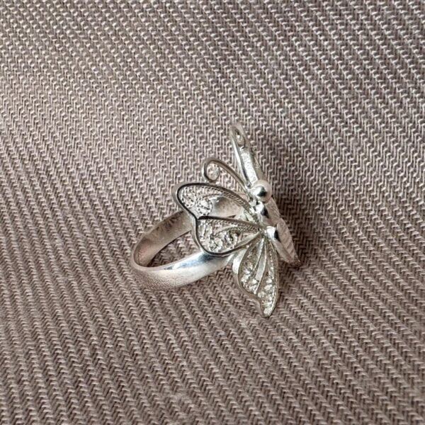 Anillo Mariposa Monarca - Image 2