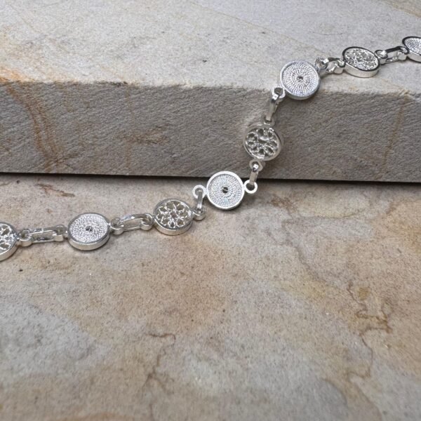 Pulsera Flor De Aro - Image 2
