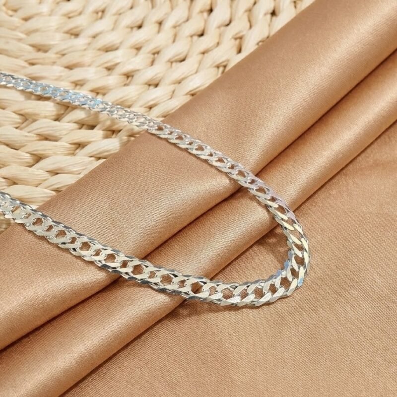 Cadena Dionisio Hombre