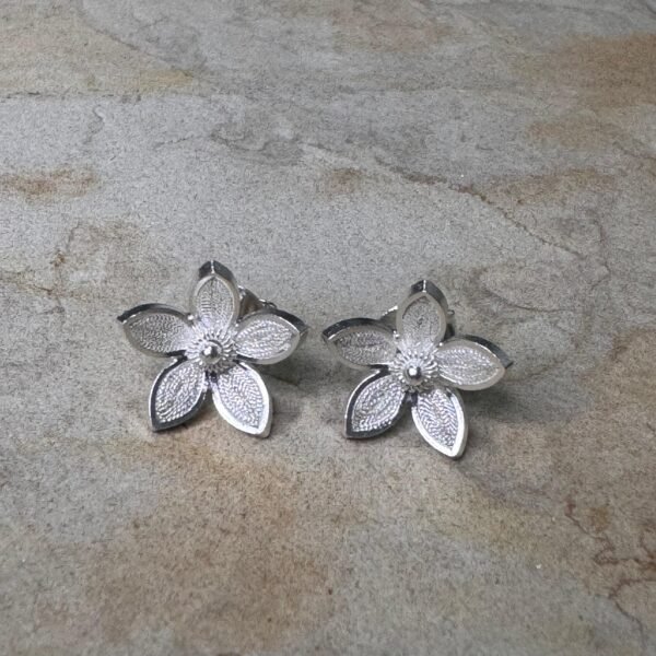 Aretes Flor Alamanda