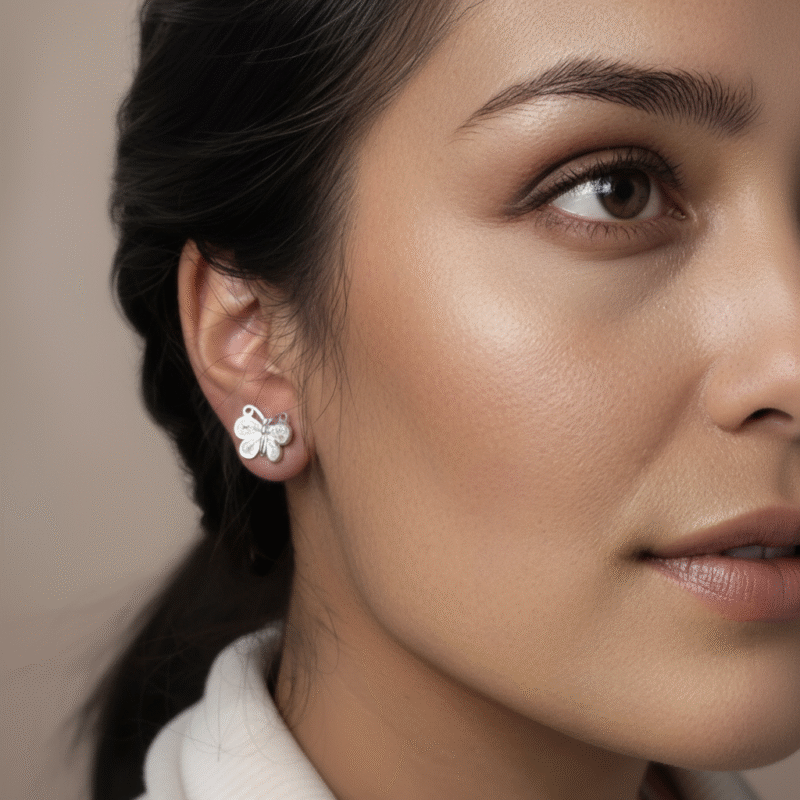 Alternative view of Aretes Mariposas