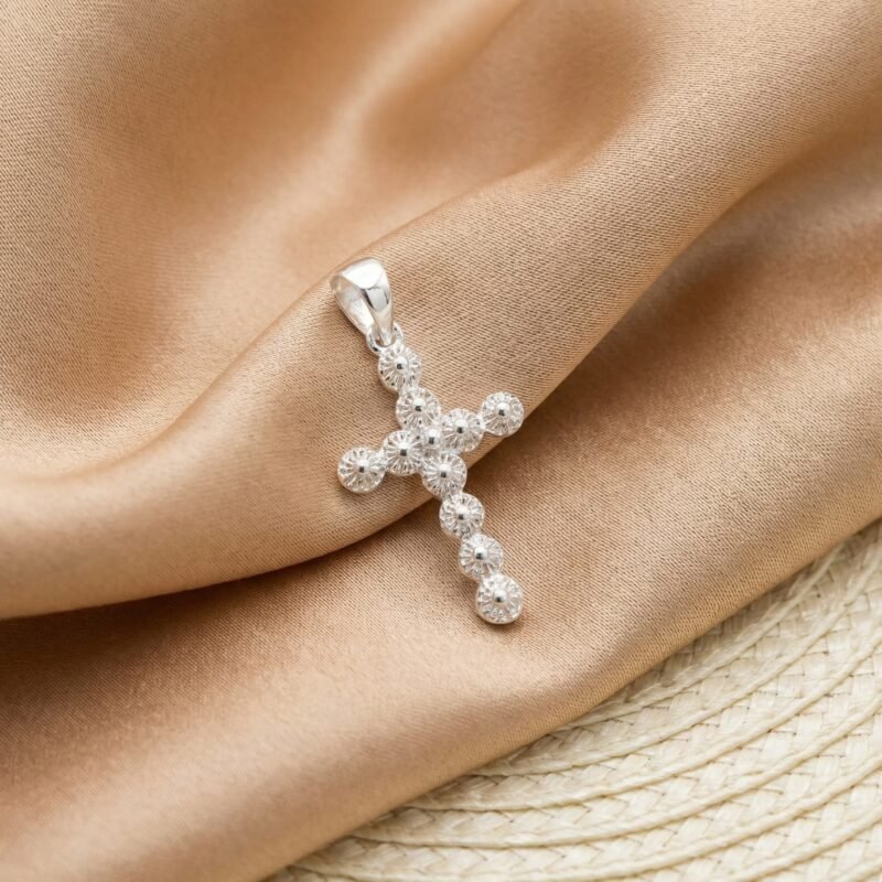 Alternative view of Dije Cruz Tomatillos