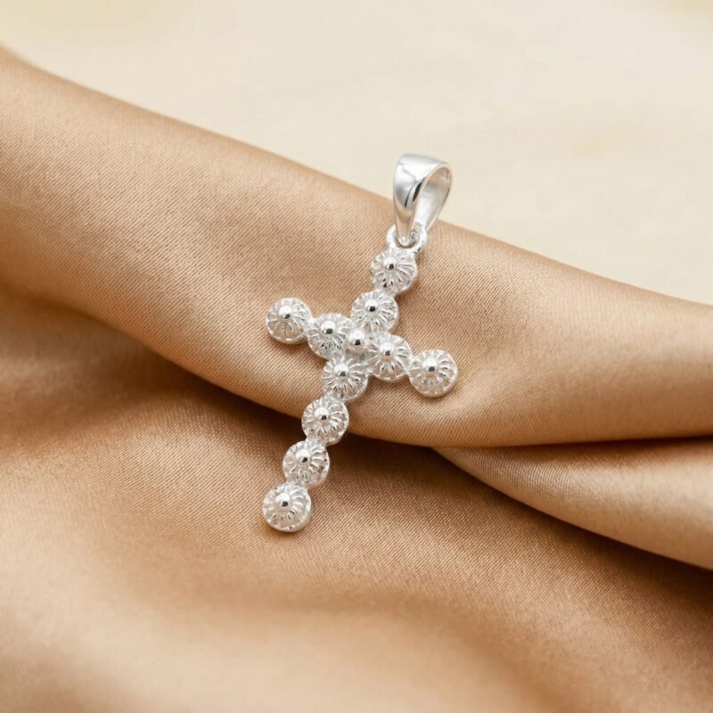 Dije Cruz Tomatillos