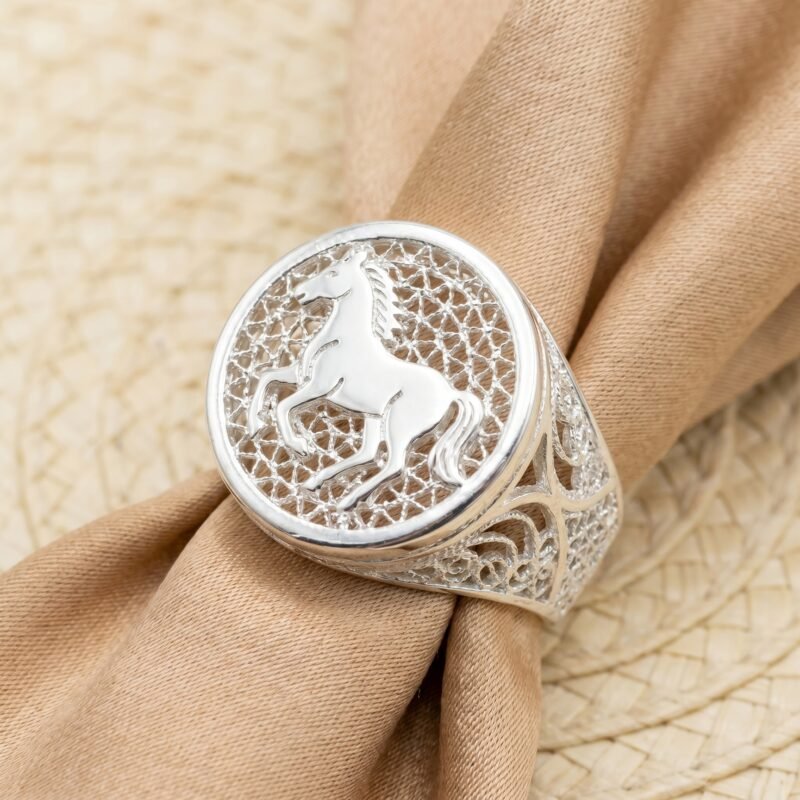 Anillo Caballo