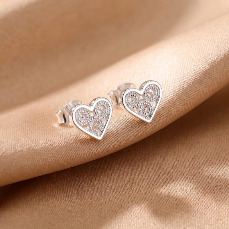 Aretes Erato